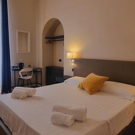 Eva Luxury Suite 卡利亚里 外观 照片